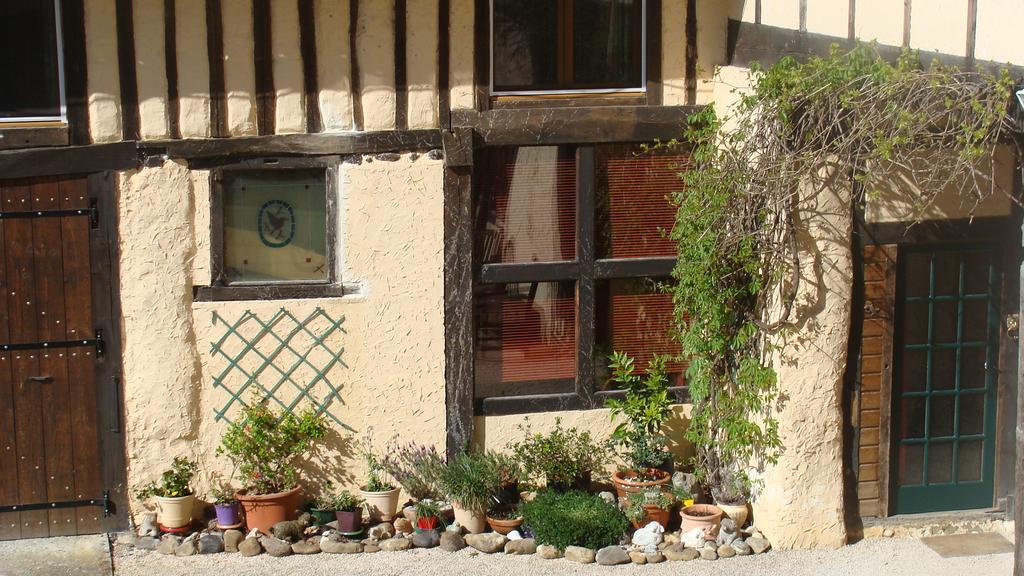 Gite Du Paradis Vieuzos Екстер'єр фото
